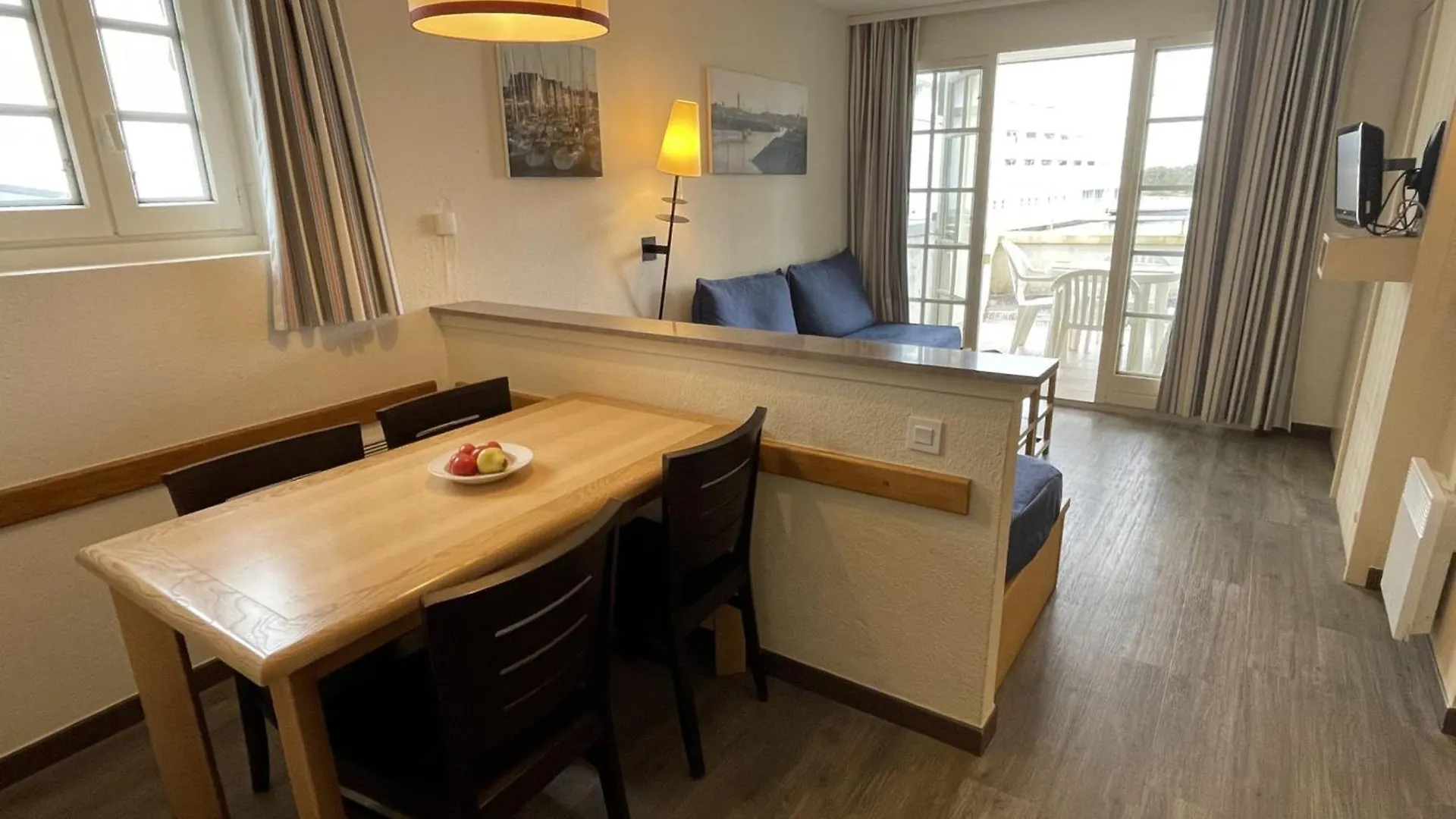 Apartment Appartement 4 Pers A Arzon, Piscine Et Parking, Proche Plage Et Port - Fr-1-775-21